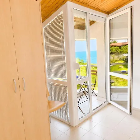 Panorama - California By Bulgarianhomes Penzion 3*